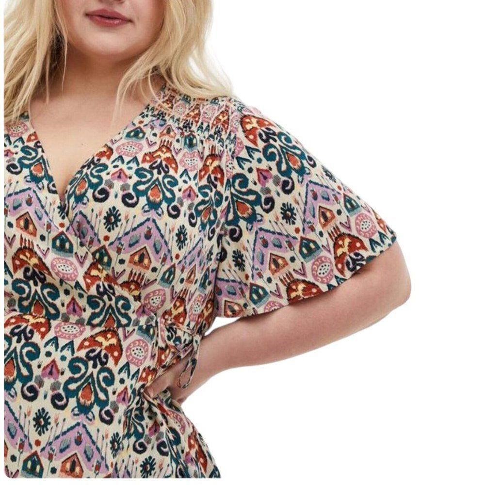 Torrid Blouse L Rayon Crepe Smocked Surplice Ikat Wrap Aztec Colorful Tribal (0)